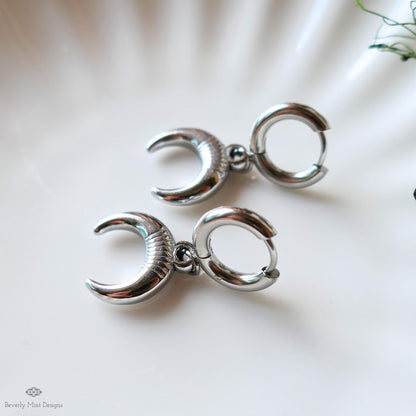 Crescent Moon Hoop Earrings , Boho Silver Dangle Earrings, Witchy Celestial Jewelry, Lunar Hoop Earrings for Women