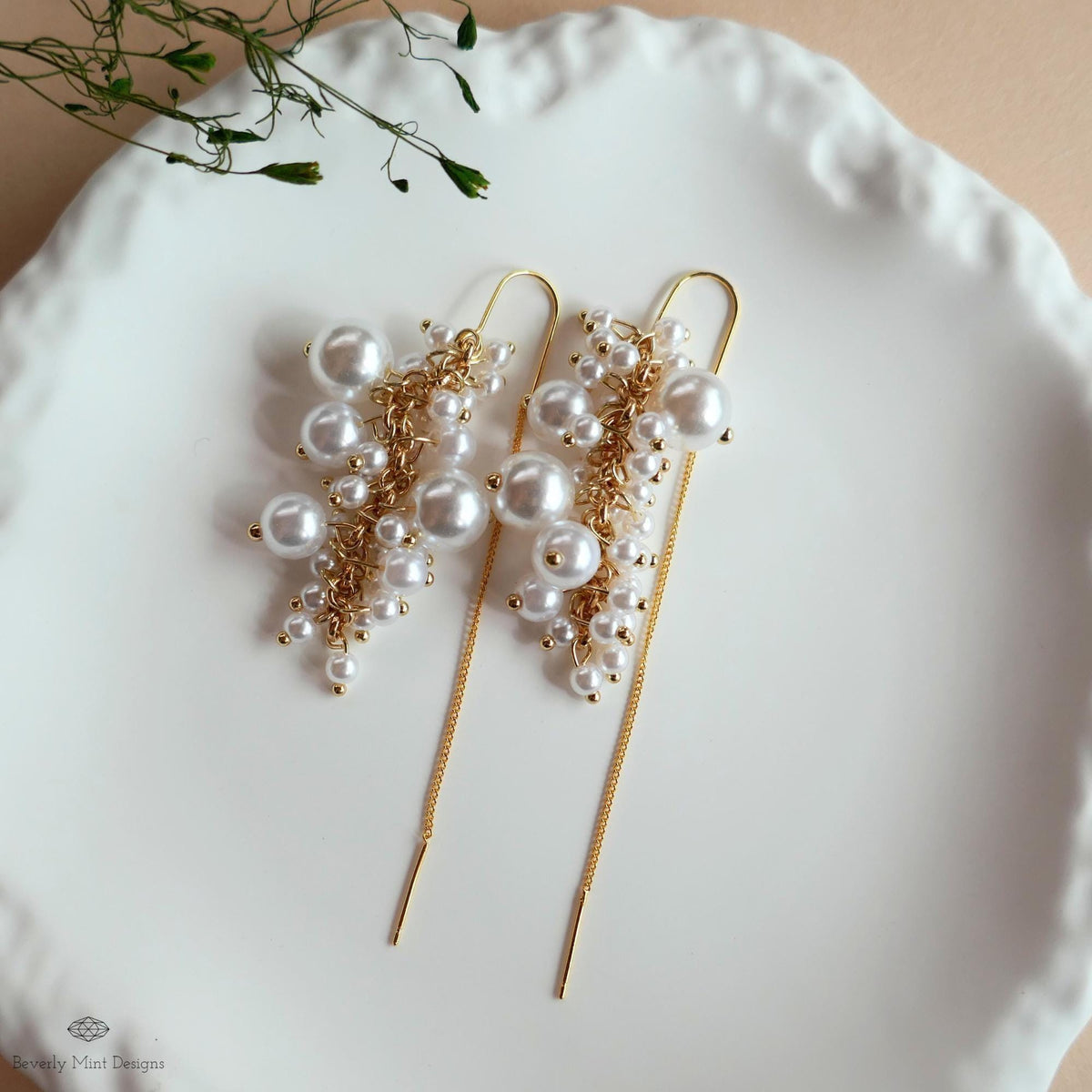 Pearl Cluster Threader Earrings, Long Statement Drop Earrings, Gold Chain Bridal Jewelry, Elegant, Sensitive Ear & Clip-On Options