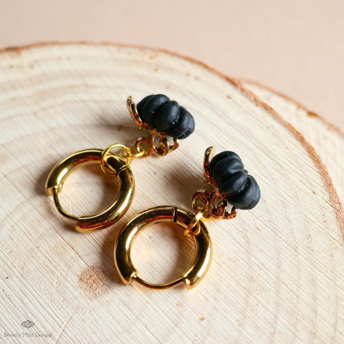 Black Pumpkin Huggie Hoop Earrings, Chunky Gold Fall Earrings, Halloween Dangle Earrings, Cute Autumn Jewelry, Thanksgiving Accessories