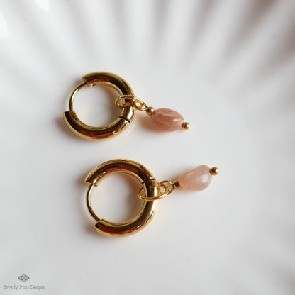 Chunky Huggie Hoop Earrings, Sunstone Drop Earrings, Peach Gemstone Jewelry, Dainty Gold Hoops, Minimalist