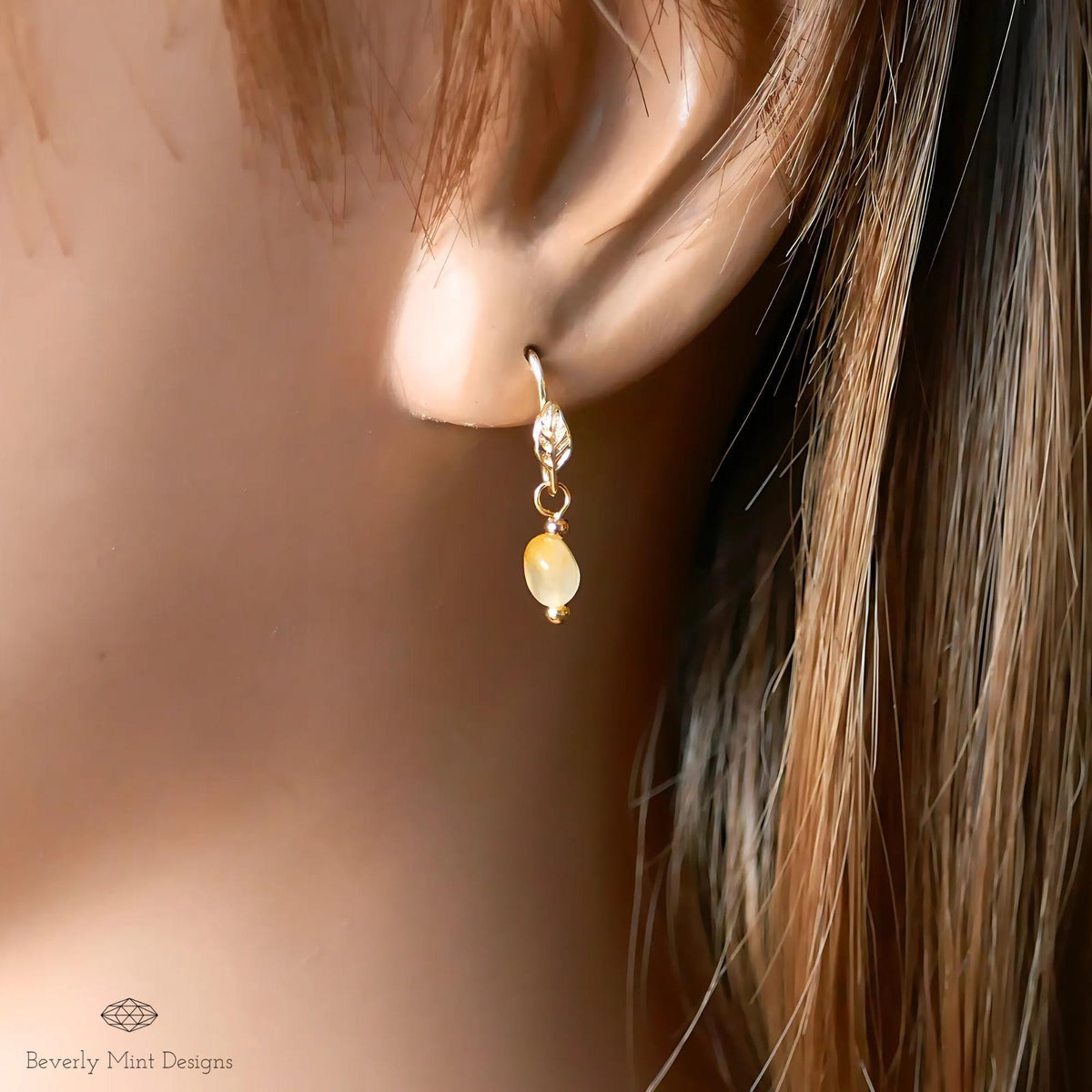 Gold Leaf and Mini Stone Earrings, Minimalist Leaf Earrings, Delicate Nature-Inspired Jewelry, Lightweight Boho Earrings
