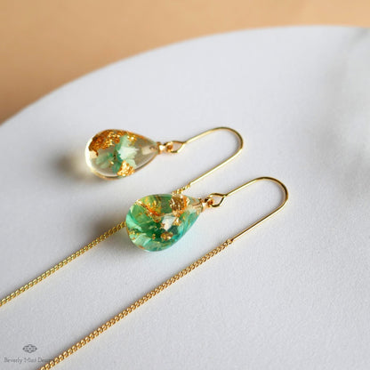 Pressed Flower Threader Earrings, Gold Chain Earrings, Resin Floral Jewelry, Dainty Drop Earrings, Sensitive Ear & Clip-On Options