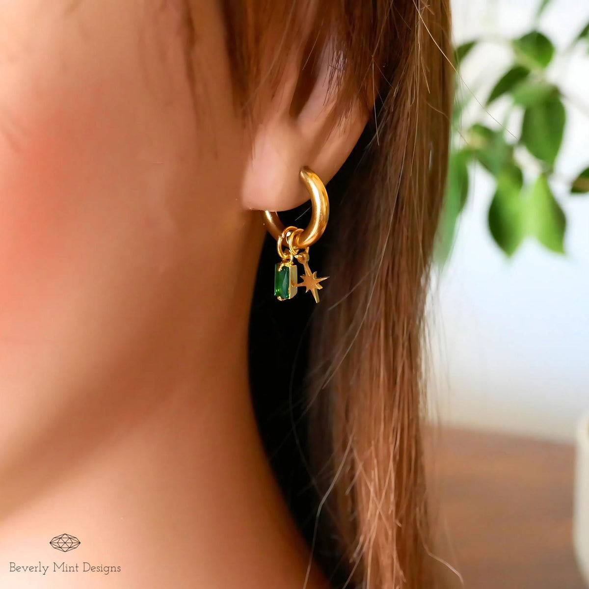 Gold Hoop Earrings with Green Gem and Starburst, Celestial Dangle Earrings, Minimalist Modern Jewelry, Chunky Huggie Hoops