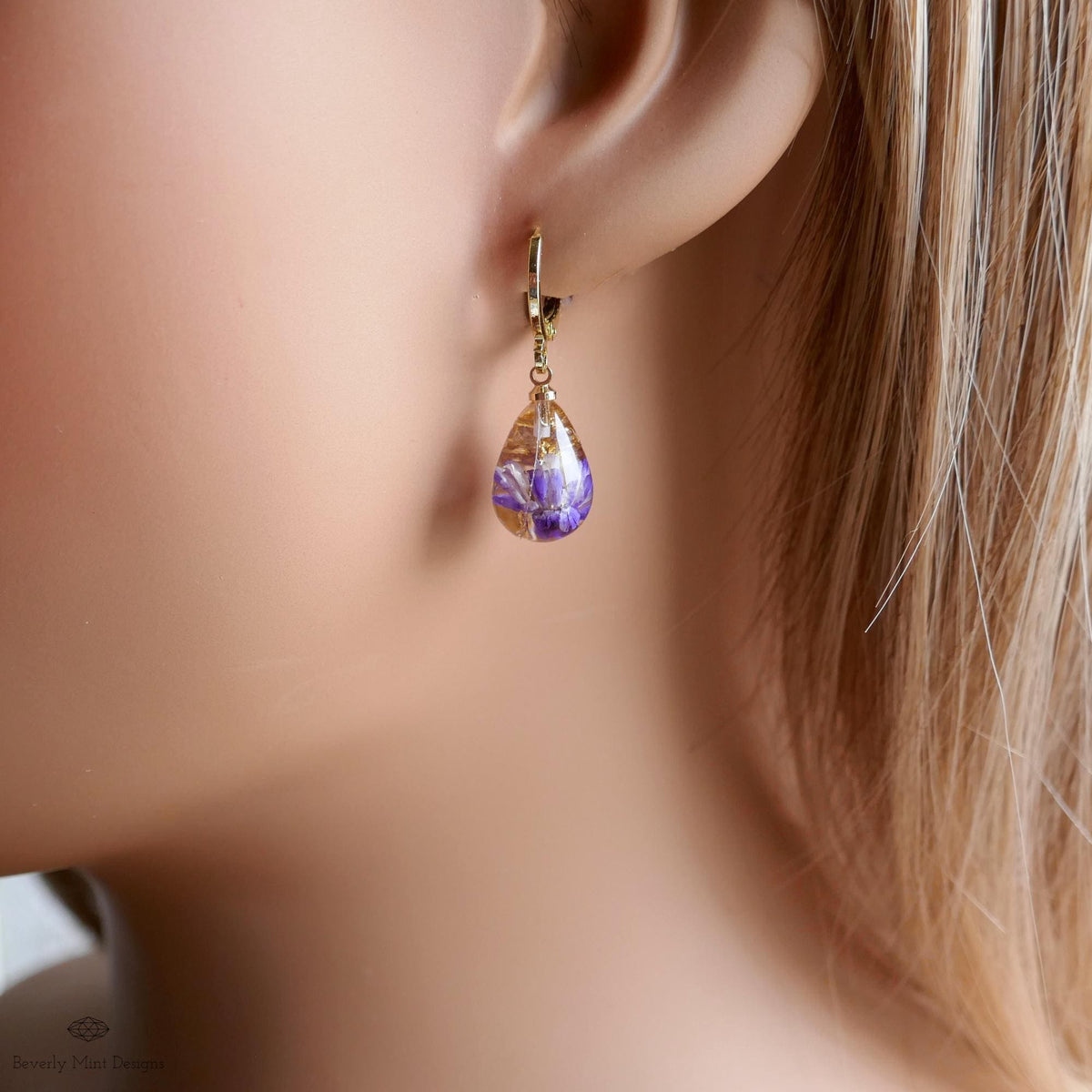 Pressed Flower Resin Earrings, Purple Floral Drop Earrings, Gold Flake Jewelry, Nature Inspired Jewelry, Sensitive Ear & Clip-On Options
