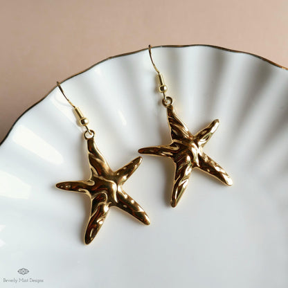 Gold Sculptural Starfish Earrings, Ocean Inspired Earrings , Artistic Coastal Statement Jewelry, Sensitive Ear & Clip-On Options