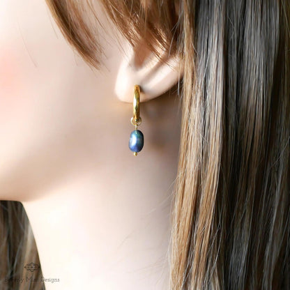 Gold Hoop Earrings with Black Baroque Pearl Beads, Minimalist Pearl Dangle Earrings, Elegant Statement Jewelry, Modern