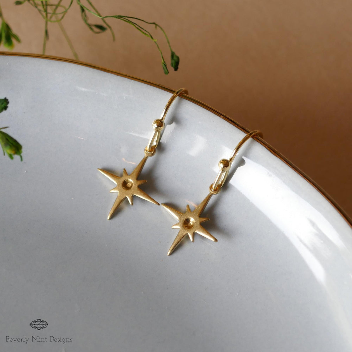 Gold Star Earrings ,North Star Starburst Earrings , Everyday Dainty Celestial Jewelry, Minimalist Earrings, Sensitive Ear & Clip-On Options