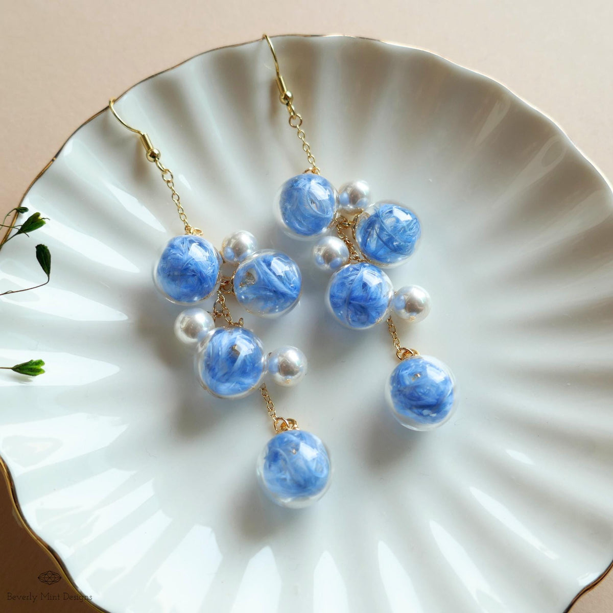 Bubble Earrings , Dangle Glass Beaded Earrings with Pearls, Gold Chain Lightweight Fairycore Jewelry, Sensitive Ear & Clip-On Options