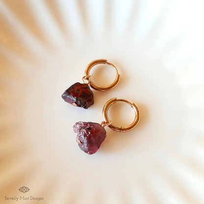 Red Raw Stone Earrings, Rose Gold Huggie Hoop Earrings with January Birthstone, Raw Garnet Stone Earrings , Red Earrings , Chakra Stone Gift