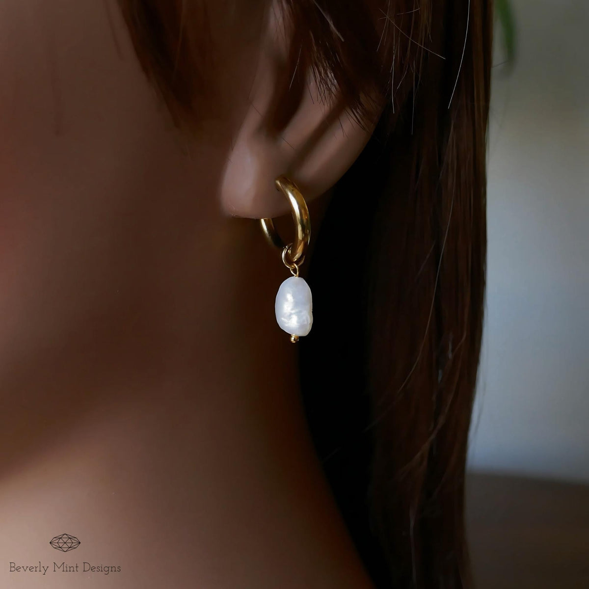 Gold Hoop Earrings with White Baroque Pearl Beads, Minimalist Pearl Dangle Earrings, Elegant Statement Jewelry, Classic