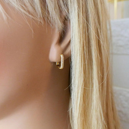 Gold Huggie Earrings, 14K Gold Hoop Earrings, Huggie Rectangle Earrings, Minimalist Earrings, 14K Gold Filled