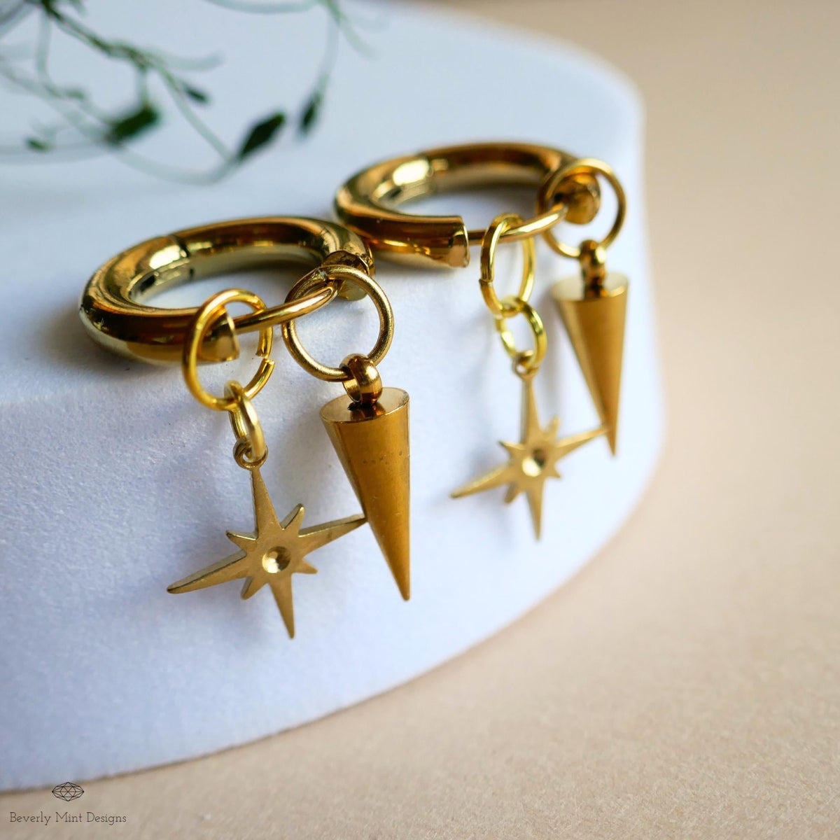 Gold Star Hoop Earrings, Spike And Star Huggie Earrings, Celestial Gold Jewelry, Modern Statement Hoops, Edgy Drop Earrings
