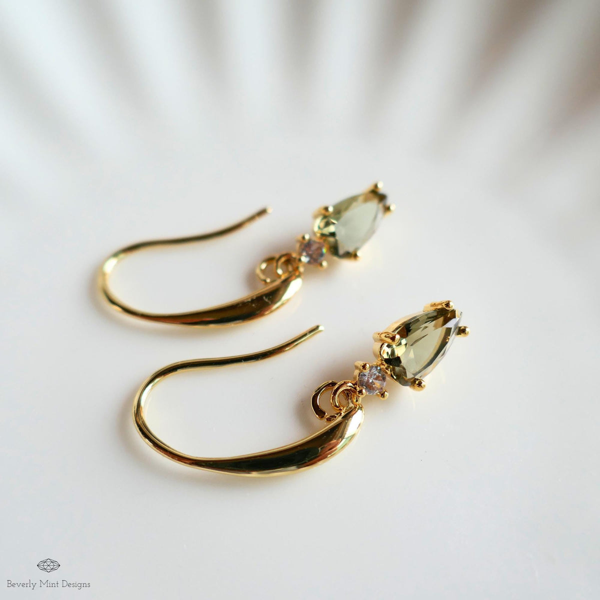 Brown Stone Earrings, Elegant Heart Drop Earrings, Gold Dangle Earrings, Dainty Gold Jewelry, Sensitive Ear & Clip-On Options