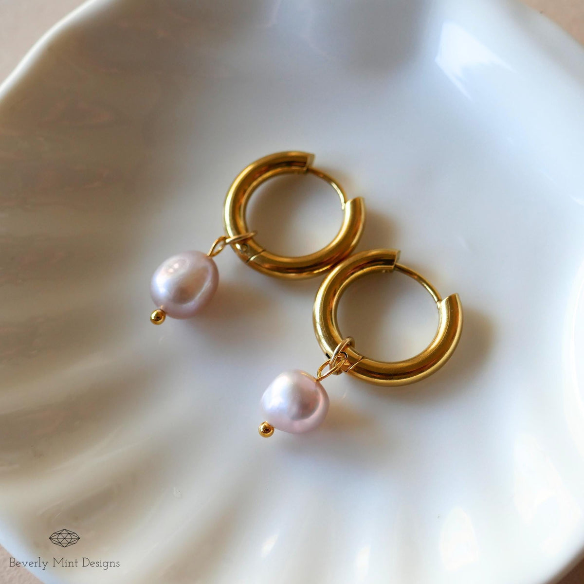 Gold Hoop Earrings with Lavender Baroque Pearl Beads, Minimalist Light Purple Pearl Dangle Earrings, Elegant Statement Jewelry, Classic Gift
