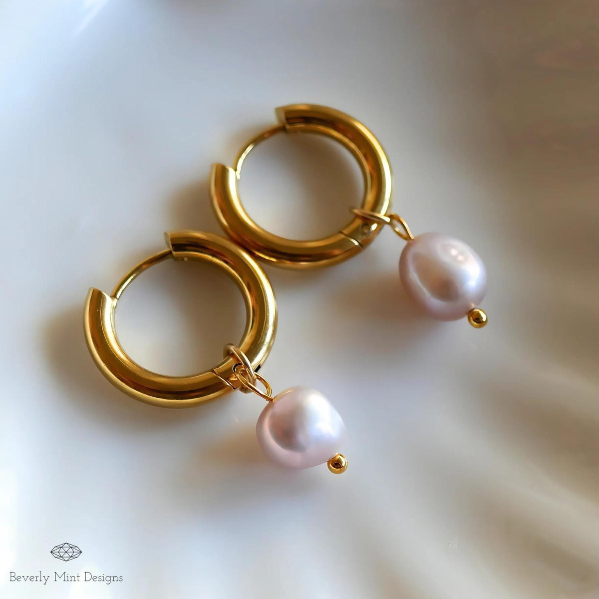 Gold Hoop Earrings with Lavender Baroque Pearl Beads, Minimalist Light Purple Pearl Dangle Earrings, Elegant Statement Jewelry, Classic Gift