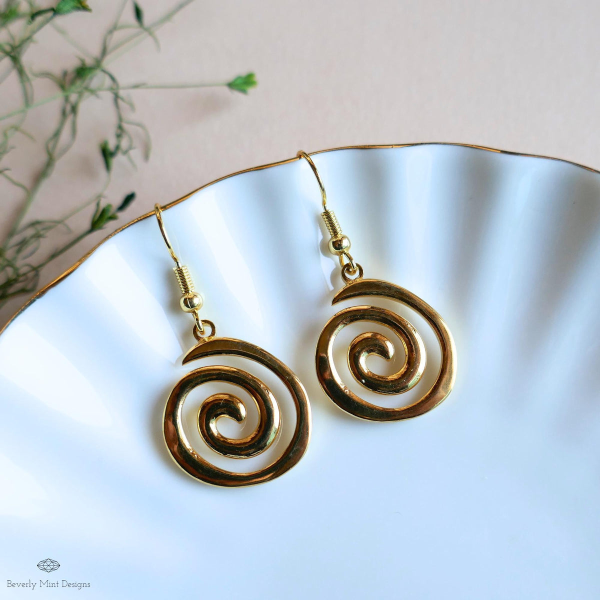 Gold Spiral Earrings, Minimalist Swirl Dangles, Boho Statement Earrings, Lightweight Gold Jewelry, Sensitive Ear & Clip-On Options