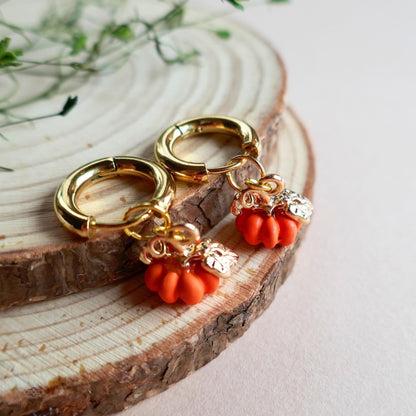 Pumpkin Huggie Hoop Earrings, Chunky Gold Fall Earrings, Halloween Dangle Earrings, Cute Autumn Jewelry, Thanksgiving Accessories