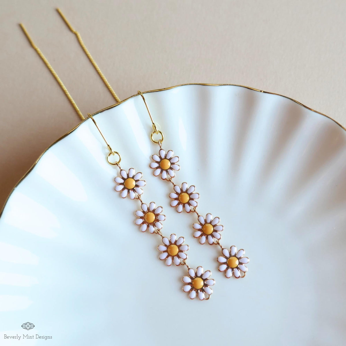 Daisy Threader Earrings, Gold Flower Drop Earrings, Boho Floral Jewelry, Dangle Earrings for Women, Sensitive Ear & Clip-On Options