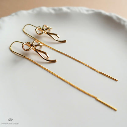 Gold Bow Threader Earrings, Dainty Long Drop Earrings, Minimalist Chain Earrings, Elegant Jewelry for Her, Sensitive Ear & Clip-On Options