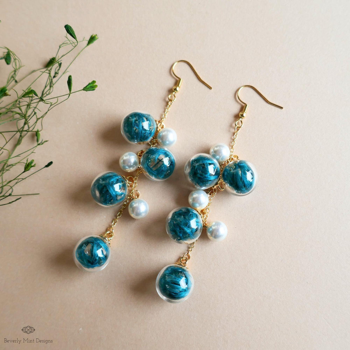 Bubble Earrings , Dangle Glass Beaded Earrings with Pearls, Gold Chain Lightweight Fairycore Jewelry, Sensitive Ear & Clip-On Options