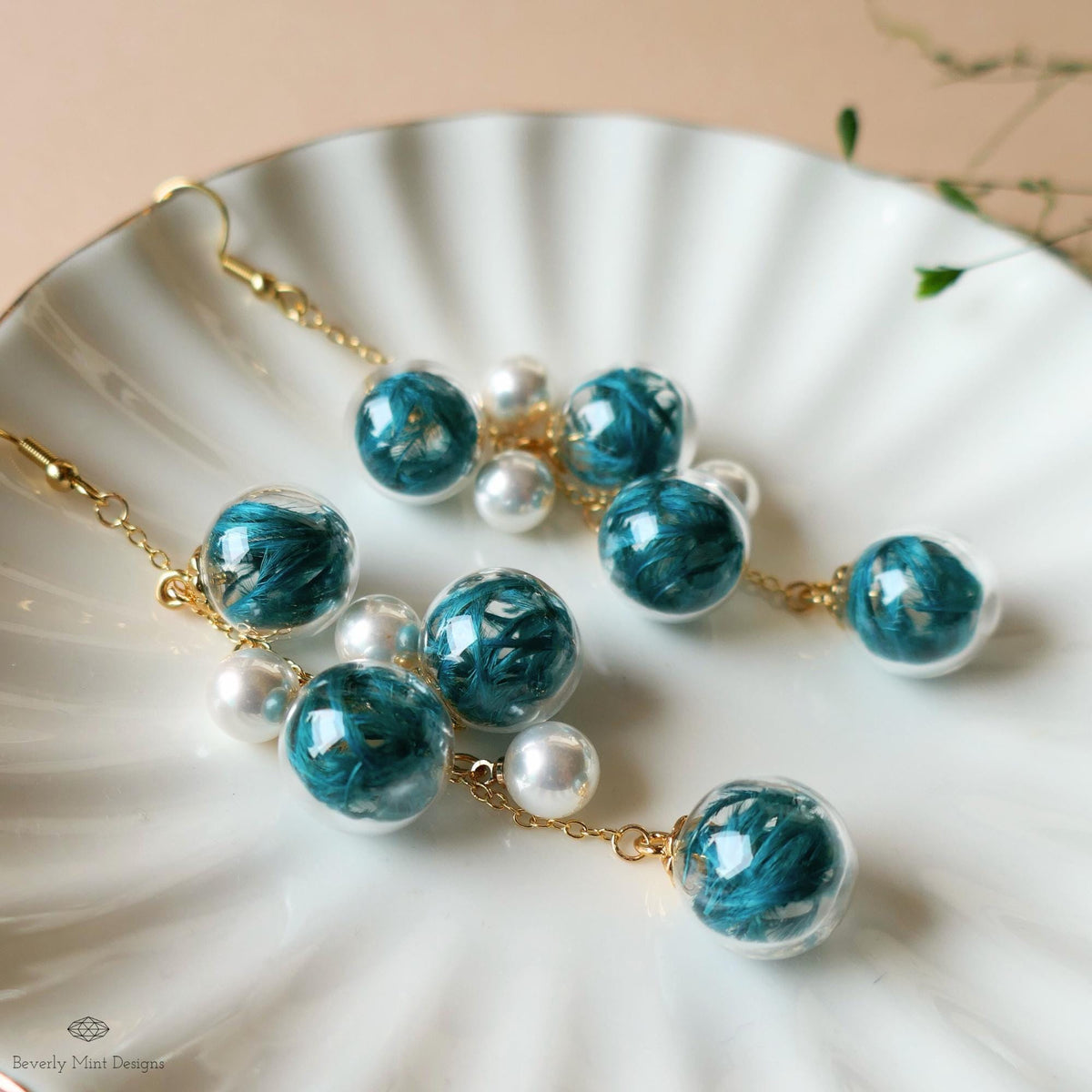 Bubble Earrings , Dangle Glass Beaded Earrings with Pearls, Gold Chain Lightweight Fairycore Jewelry, Sensitive Ear & Clip-On Options