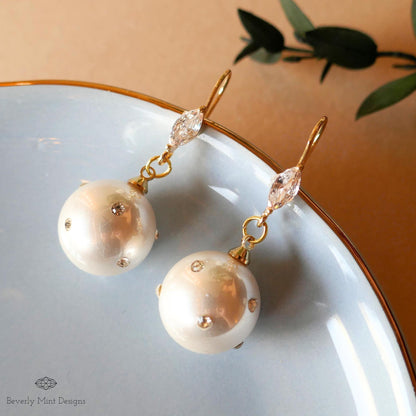 Crystal and Pearl Drop Earrings, Handmade Pearl Earrings, Elegant Gold Dangle Jewelry for Women, Cubic Zirconia Earrings