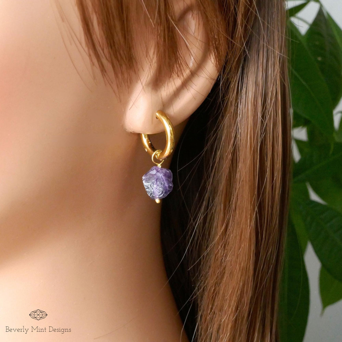 Raw Amethyst Earrings, Purple Raw Stone Earrings, 18K Gold Huggie Hoop Earrings with February Birthstone, Purple Earrings, Chakra Stone Gift