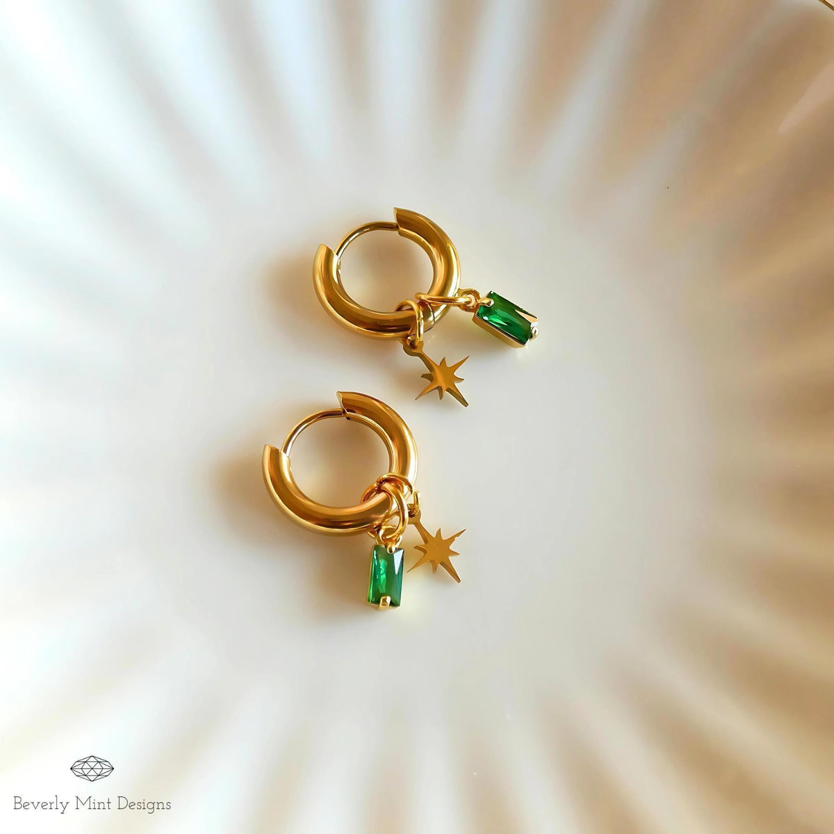 Gold Hoop Earrings with Green Gem and Starburst, Celestial Dangle Earrings, Minimalist Modern Jewelry, Chunky Huggie Hoops