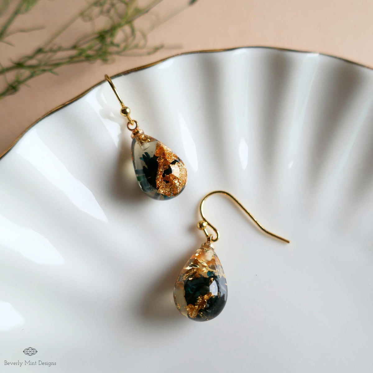 Pressed Flower Resin Earrings, Black Floral Drop Earrings, Gold Flake Jewelry, Nature Inspired Jewelry, Sensitive Ear & Clip-On Options