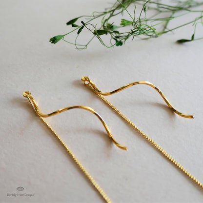 Gold Twirl Earrings, Gold Drop Earrings, Minimalist Twirl Earrings, Wavy Earrings, Gold Threader Earrings, Sensitive Ear & Clip-On Options