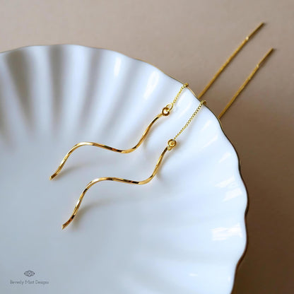 Gold Twirl Earrings, Gold Drop Earrings, Minimalist Twirl Earrings, Wavy Earrings, Gold Threader Earrings, Sensitive Ear & Clip-On Options