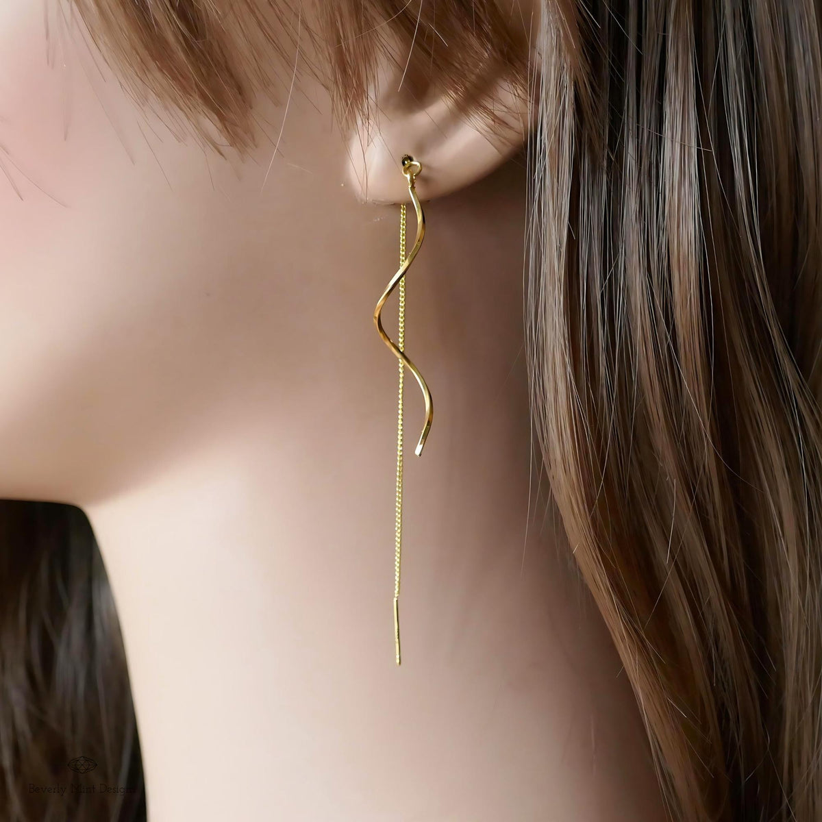 Gold Twirl Earrings, Gold Drop Earrings, Minimalist Twirl Earrings, Wavy Earrings, Gold Threader Earrings, Sensitive Ear & Clip-On Options
