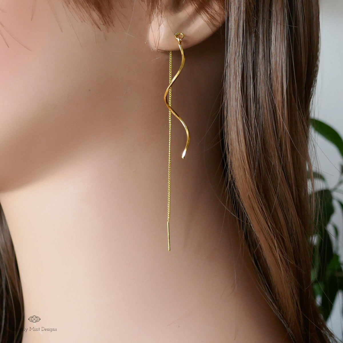 Gold Twirl Earrings, Gold Drop Earrings, Minimalist Twirl Earrings, Wavy Earrings, Gold Threader Earrings, Sensitive Ear & Clip-On Options